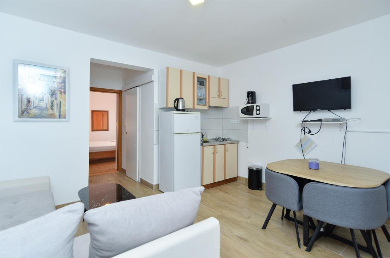 Apartments Orange 709 Fažana Extérieur photo