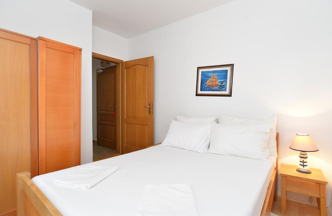 Apartments Orange 709 Fažana Extérieur photo