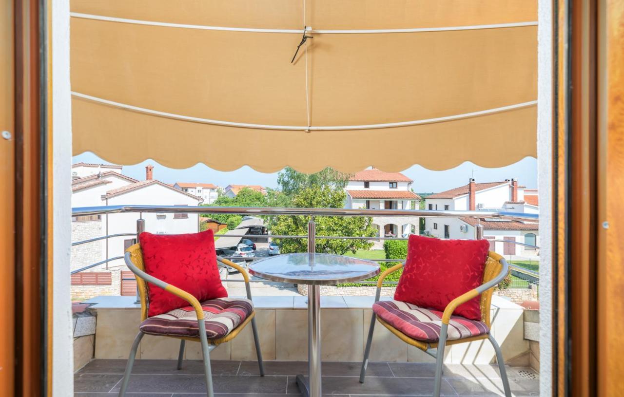 Apartments Orange 709 Fažana Extérieur photo